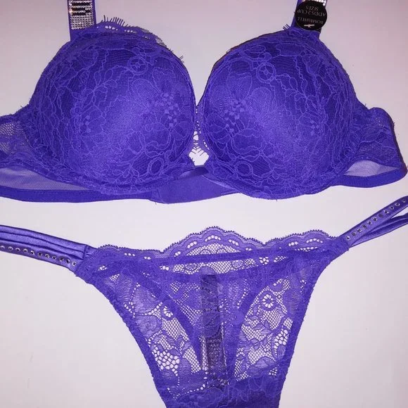 Victoria Secret‎ Bra Set
